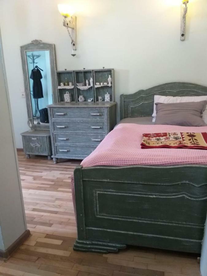 Guest House Tabukashvili 31 Тбилиси Екстериор снимка