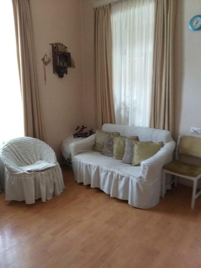 Guest House Tabukashvili 31 Тбилиси Екстериор снимка