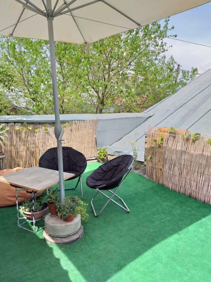 Guest House Tabukashvili 31 Тбилиси Екстериор снимка