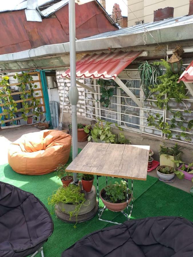 Guest House Tabukashvili 31 Тбилиси Екстериор снимка